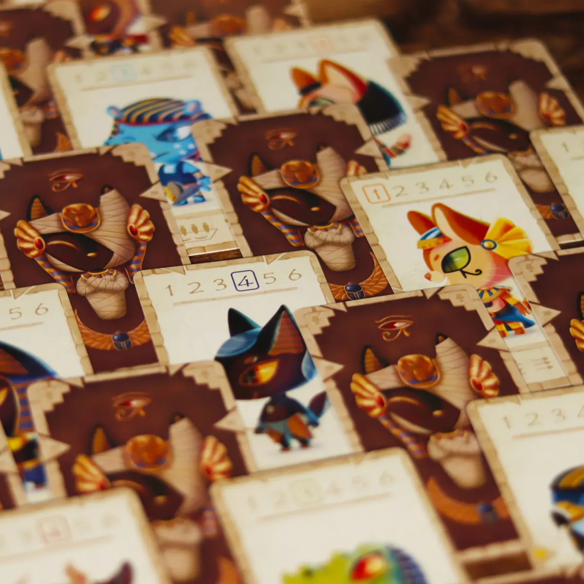 Cartes richement illustrées du jeu Hâpy Families édité par LOKI